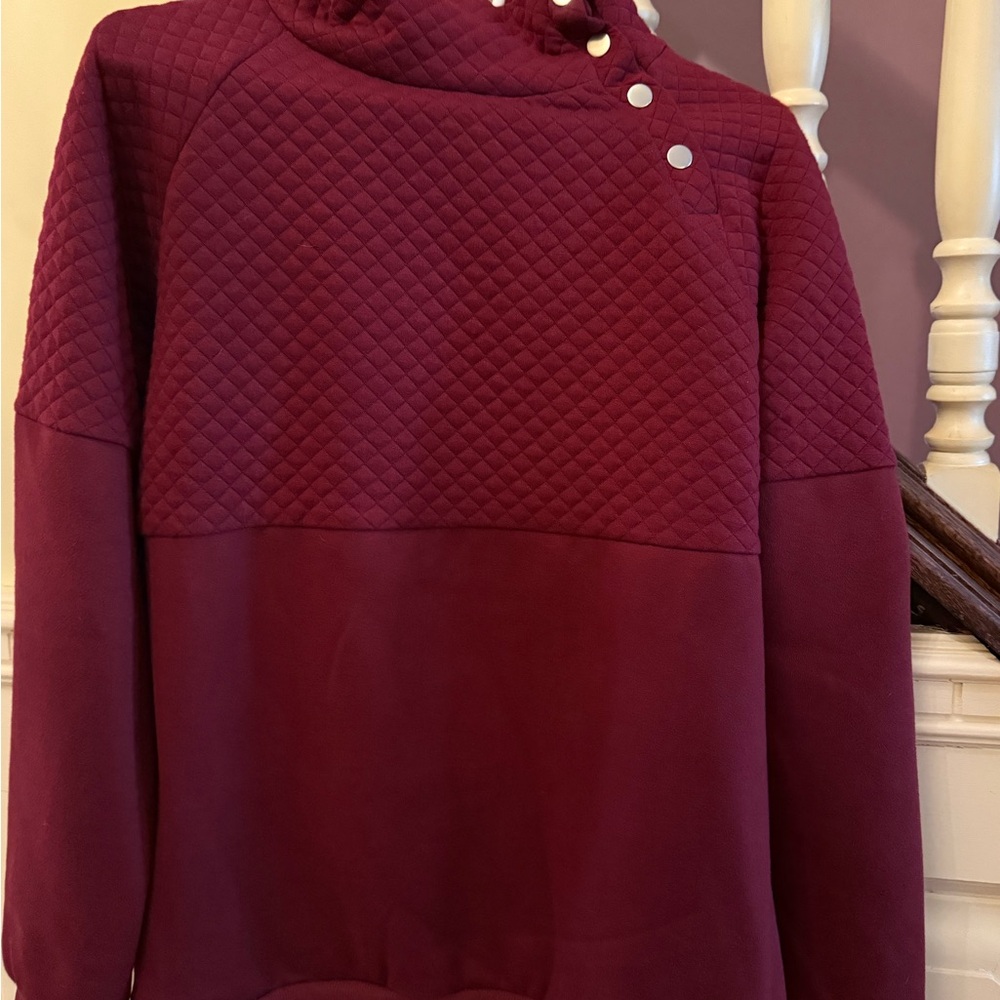 Women's Quilted Burgundy Sweater